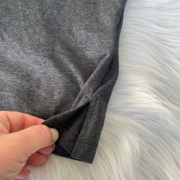 Athleta Gray Uptempo Activewear Tank Top - XS - Picture 5 of 9